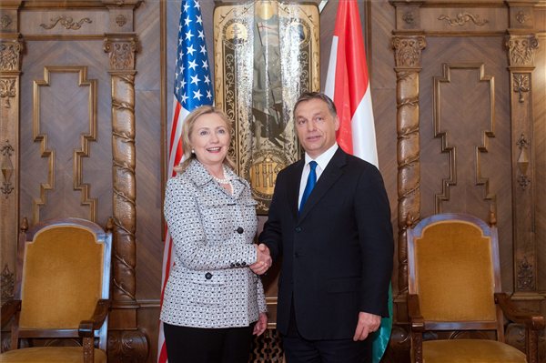 Hillary_Clinton_Orban_Viktor_Budapest
