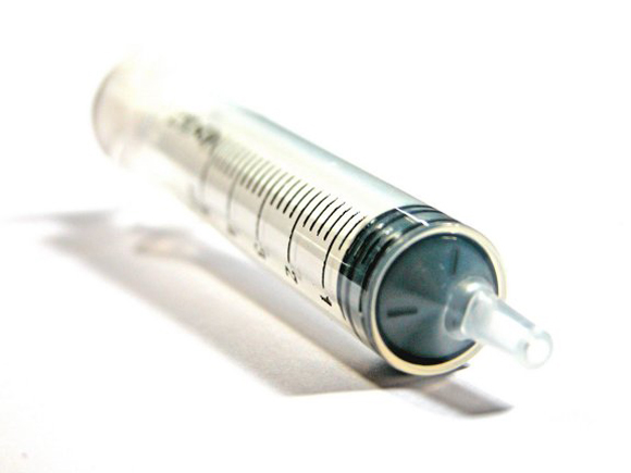 injekcio_h1n1_vakcina_oltas