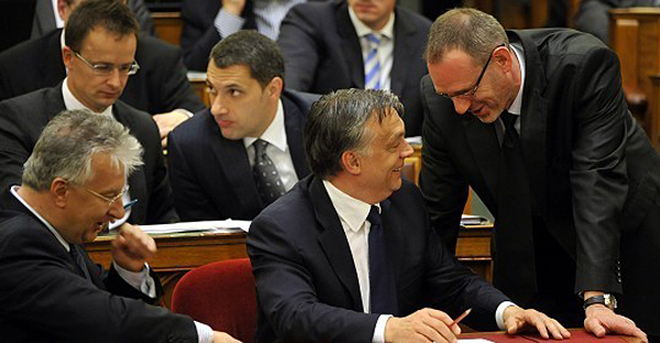 orban_fidesz_frakcio_kormany