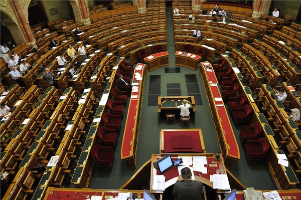 parlament_2012