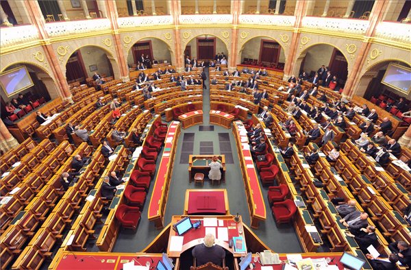 parlament_orszaggyules_2012