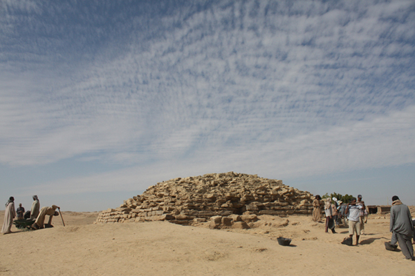 lepcsos_piramis_egyiptom_4e_eves2014