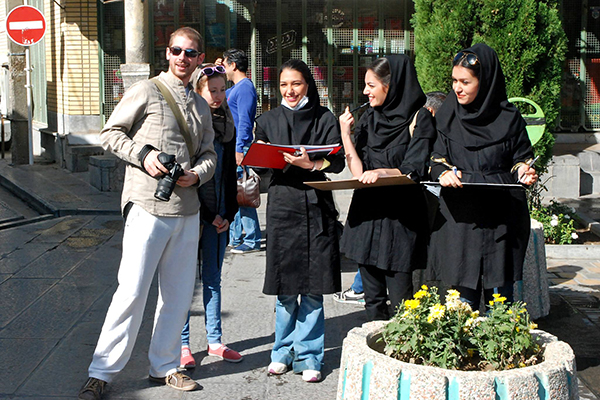 iráni nő találkozó)