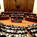 szlovak_parlament