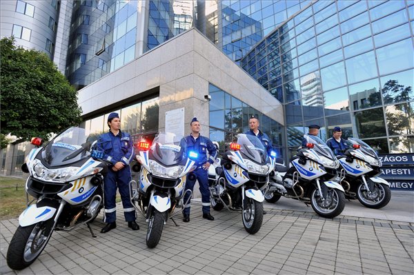 Rendőrség - Hatvan új motort kaptak a rendőrök