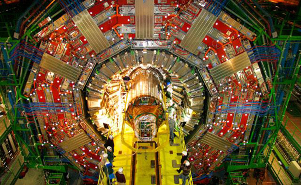 CERN_hadronutkozteto_large_hadron_collider