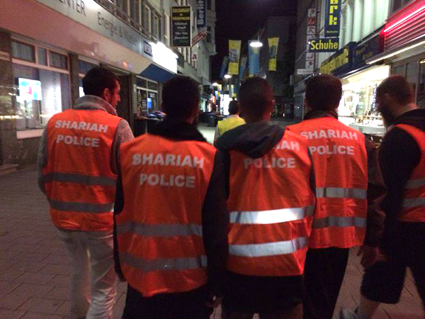 Shariah_Police_muzulman_vallasrendorseg_nemetorszag_2014